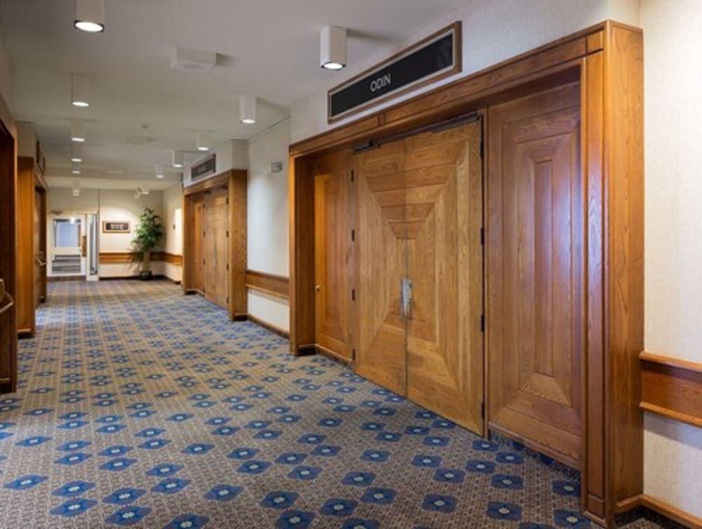 Hotel Valhalla & Conference Centre Thunder Bay