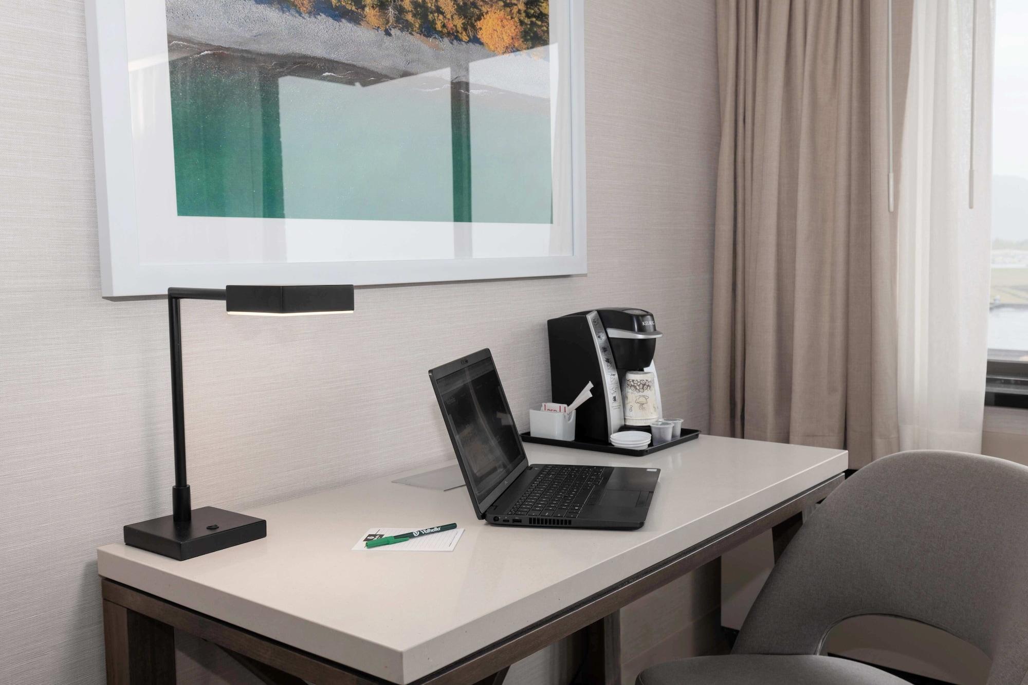 Hotel Valhalla & Conference Centre 3*